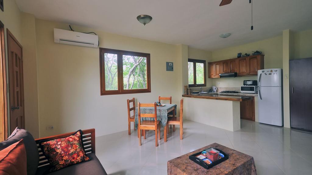 The Galeodan Suites Puerto Baquerizo Moreno Exteriör bild