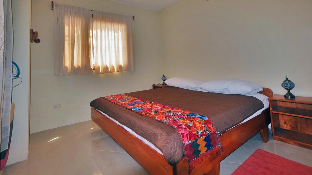 The Galeodan Suites Puerto Baquerizo Moreno Exteriör bild